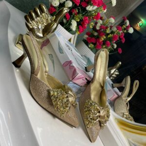 Feet Beauty Gold
