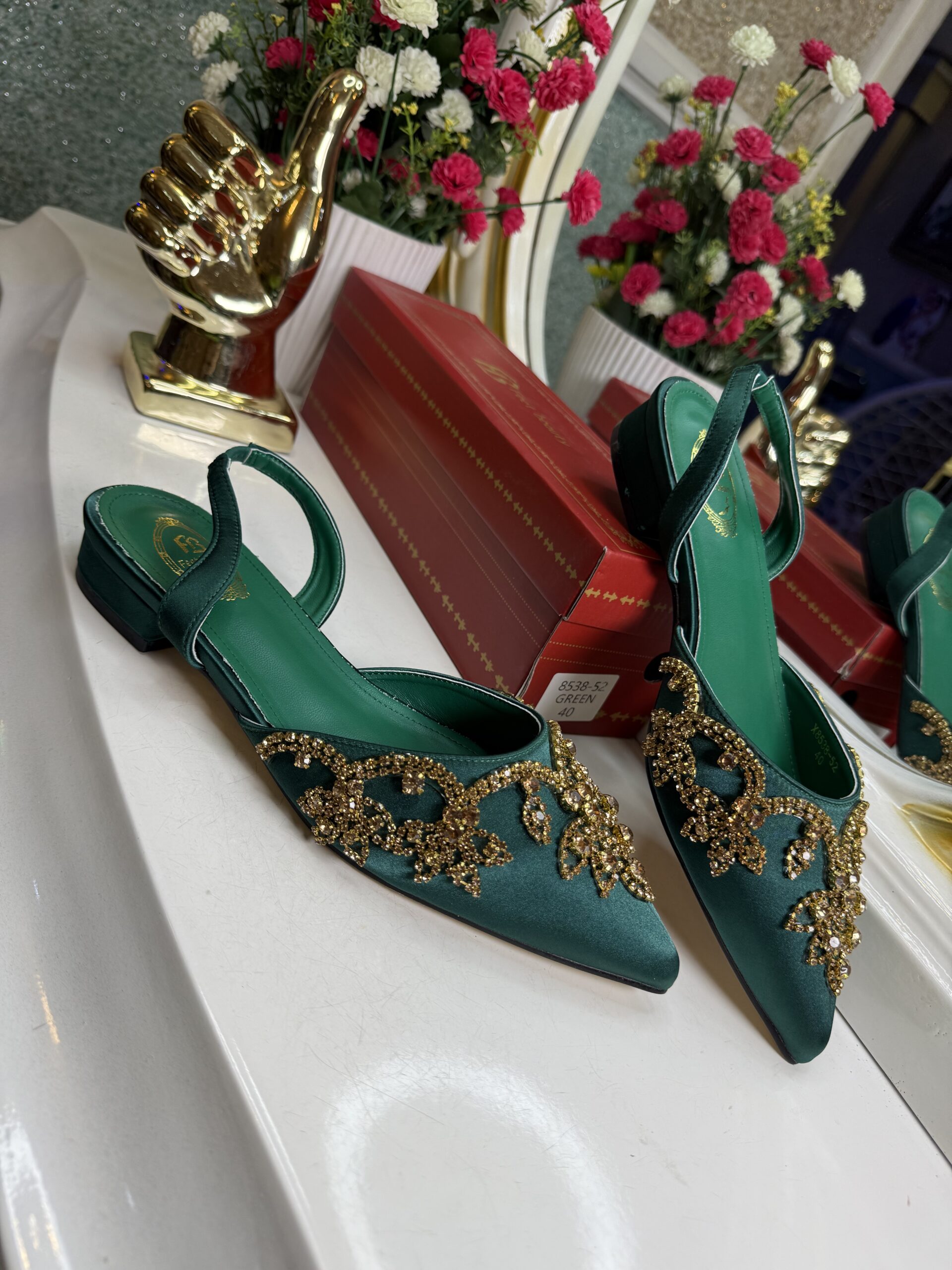 feet beauty green-52